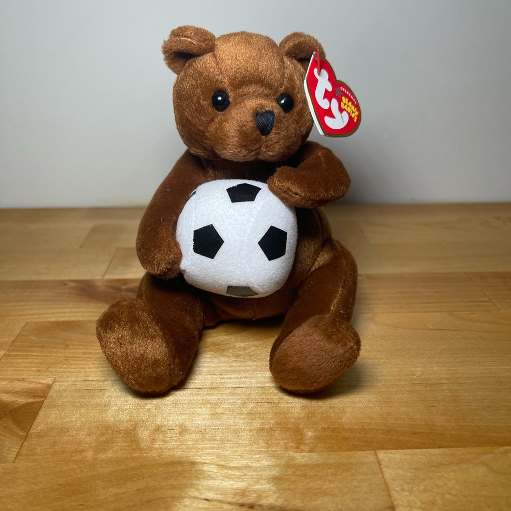 Ty Beanie Baby - SWEEPER the Soccer Bear (5 inch)